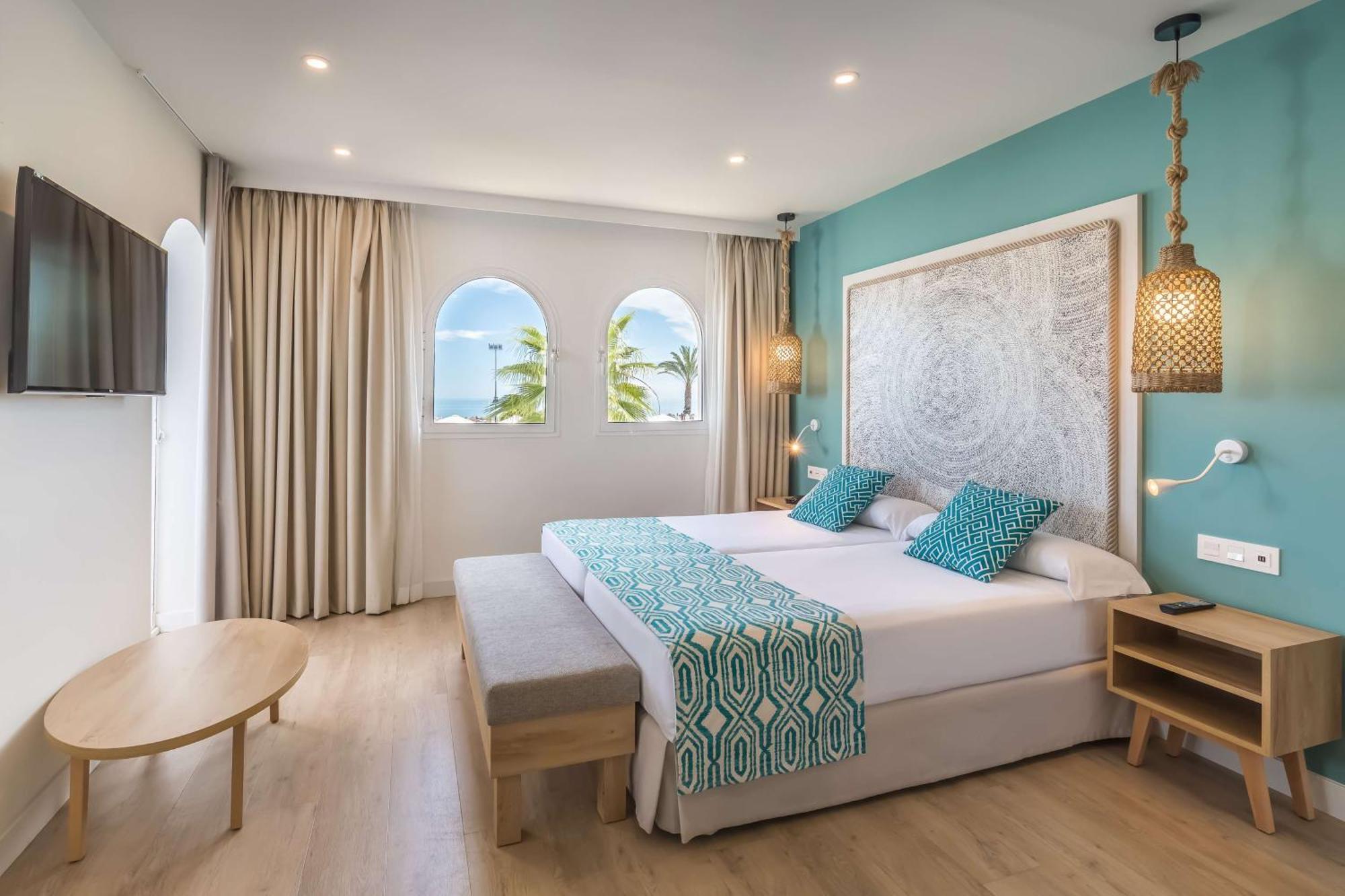 Hotel Occidental Torremolinos Playa Esterno foto